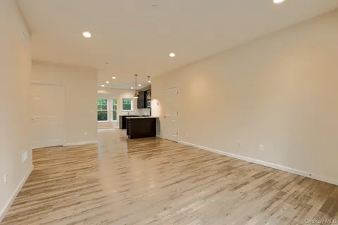 11 Grace Lane