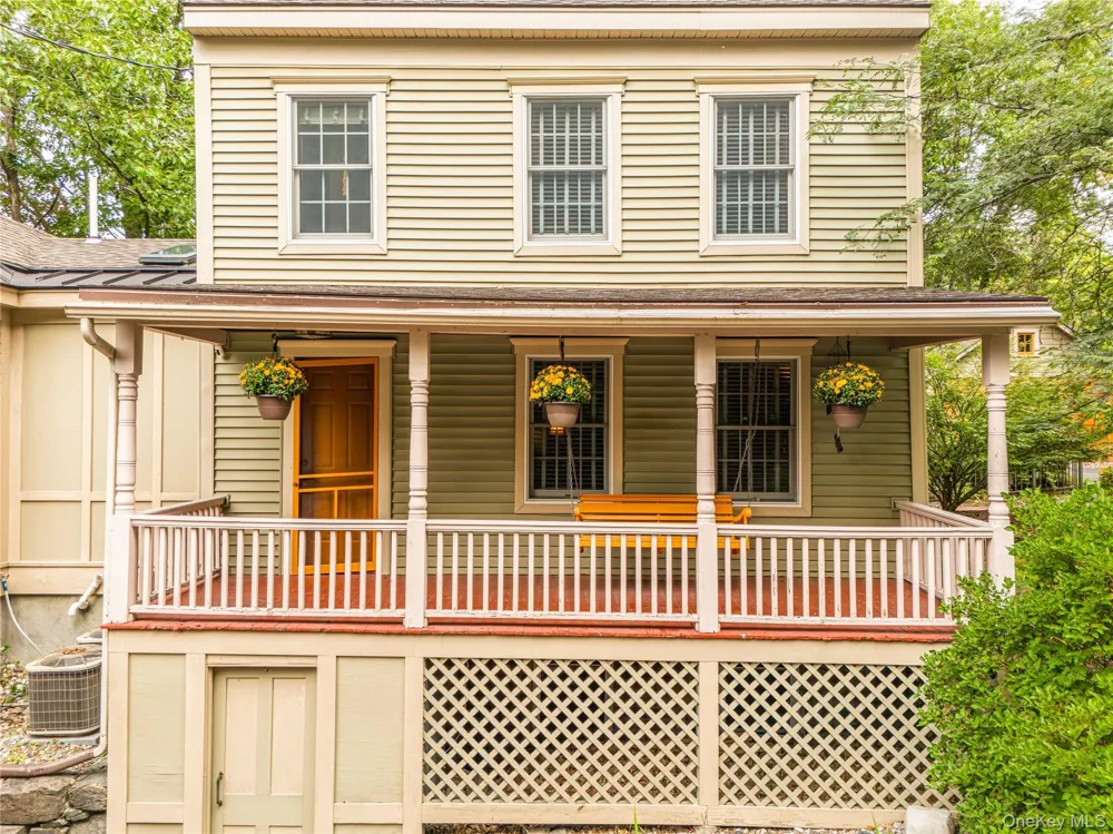 19 Linden Avenue Troy, NY 12180