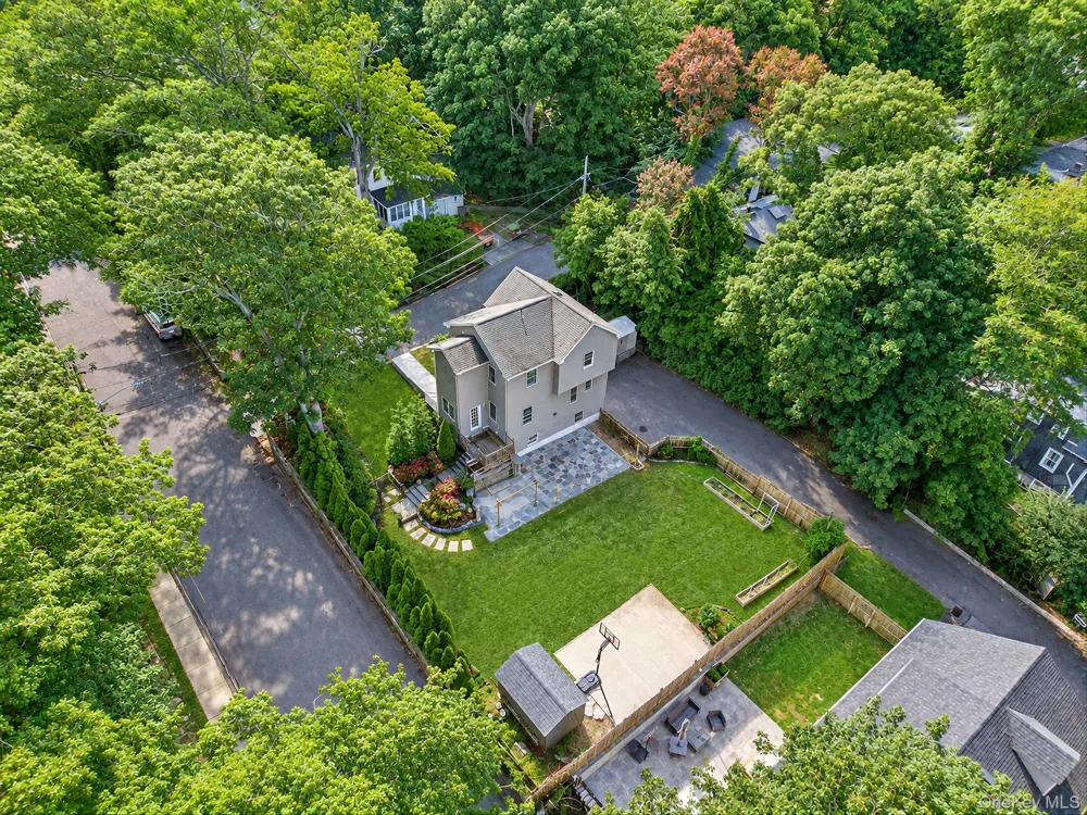 306 Liberty Avenue Port Jefferson, NY 11777