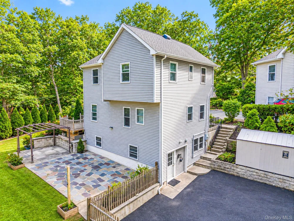 306 Liberty Avenue Port Jefferson, NY 11777