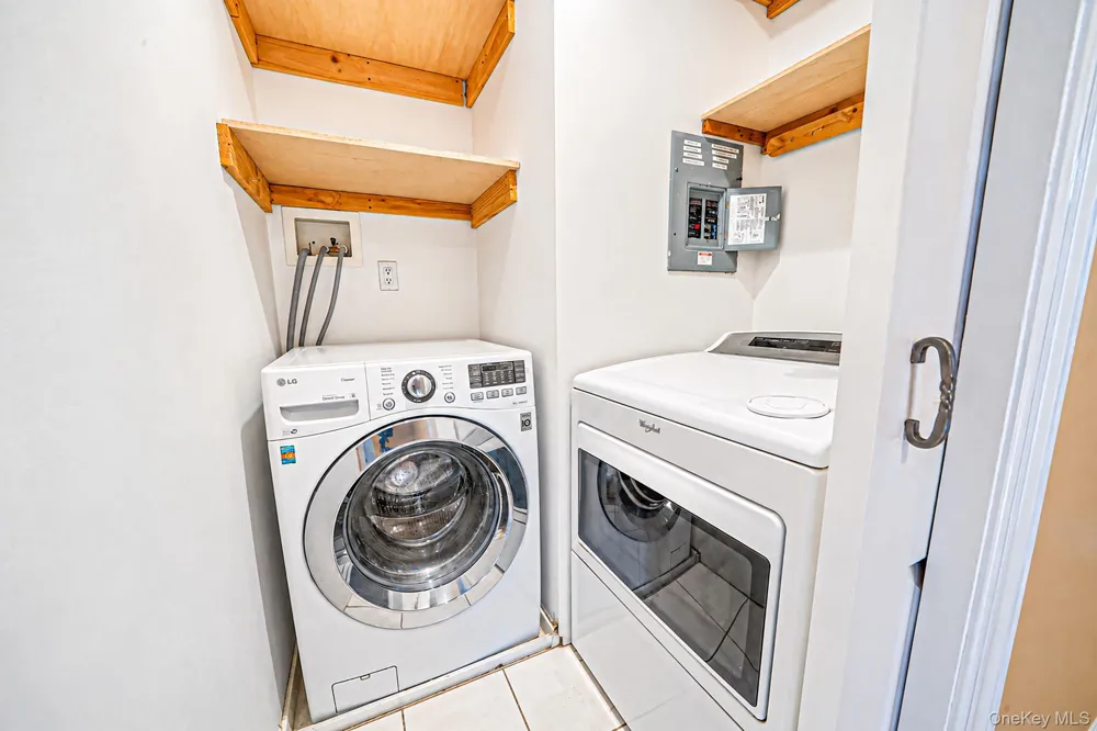 306 Liberty Avenue Port Jefferson, NY 11777