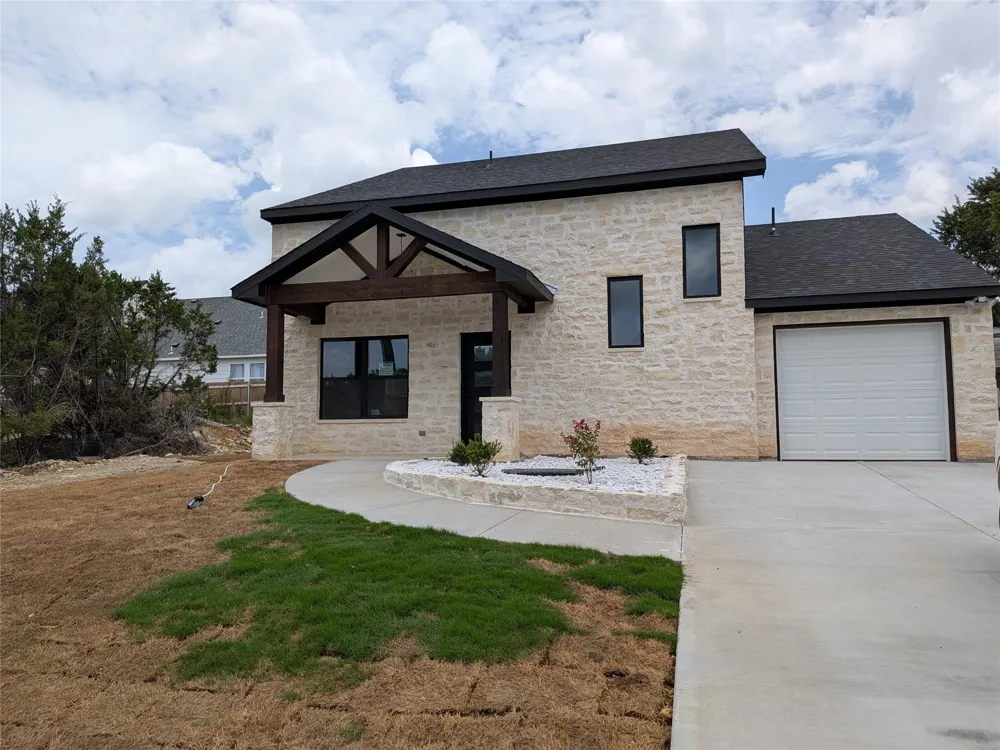 5523 SAN JACINTO DRIVE #9 Granbury, TX 76048