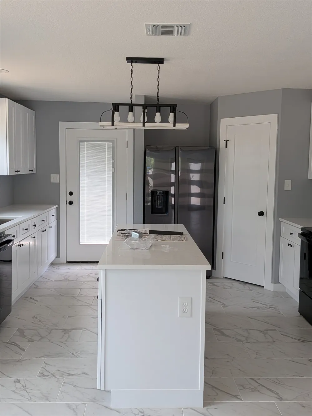 5523 SAN JACINTO DRIVE #9 Granbury, TX 76048