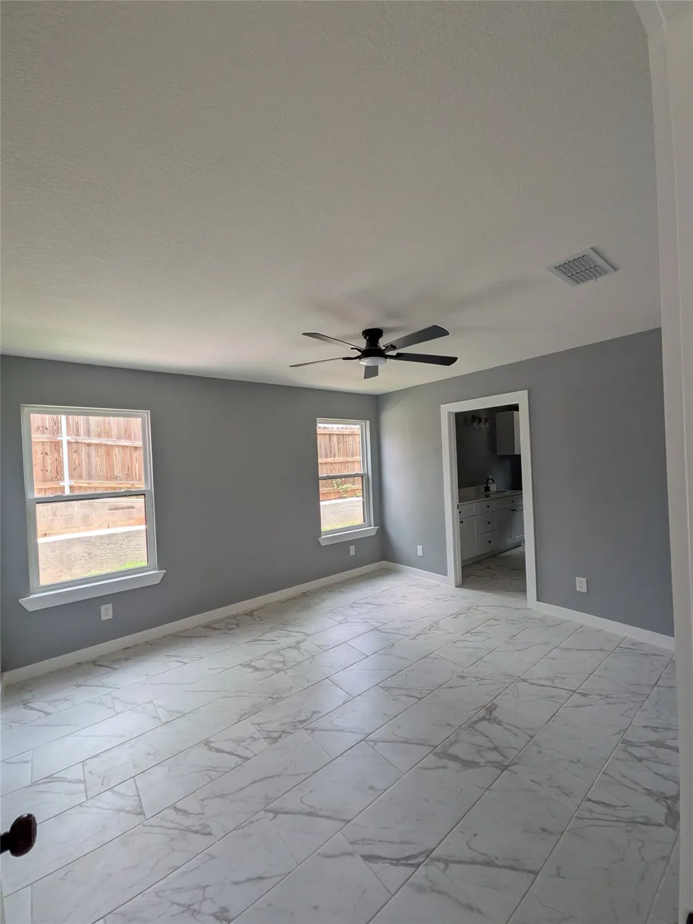 5523 SAN JACINTO DRIVE #9 Granbury, TX 76048