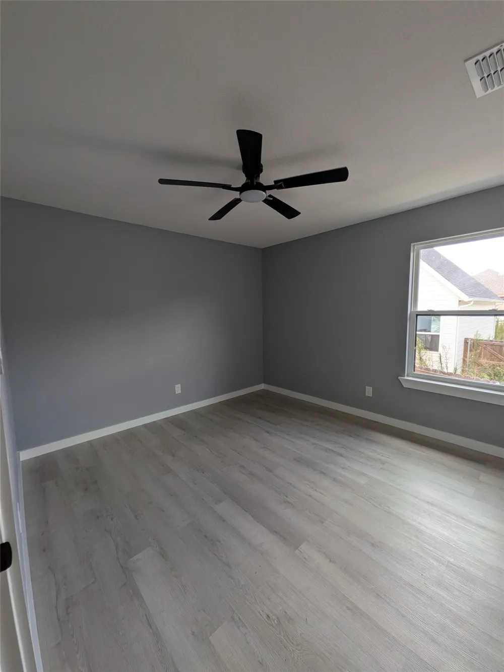 5523 SAN JACINTO DRIVE #9 Granbury, TX 76048
