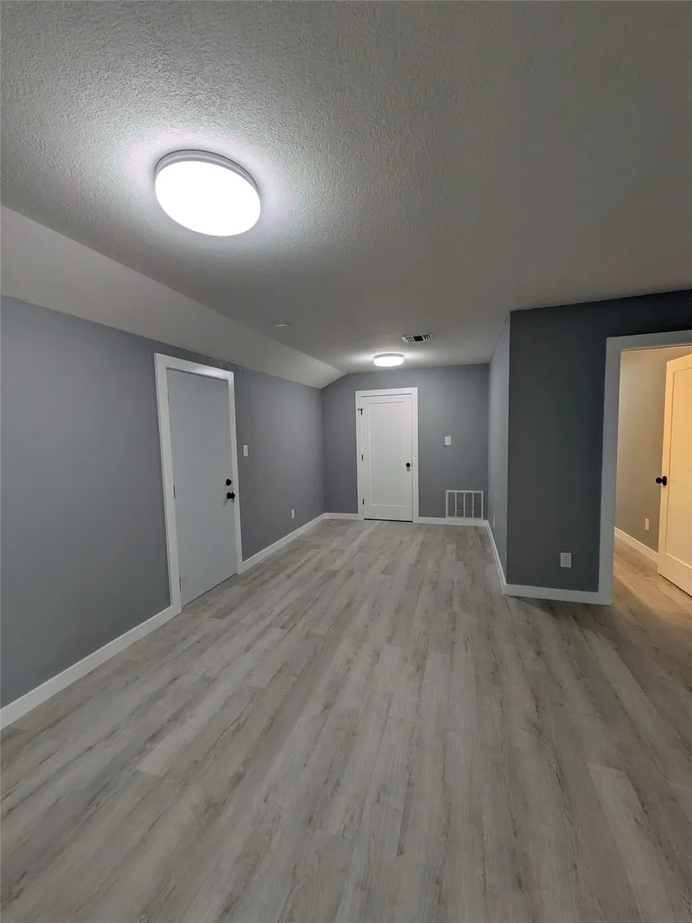 5523 SAN JACINTO DRIVE #9 Granbury, TX 76048