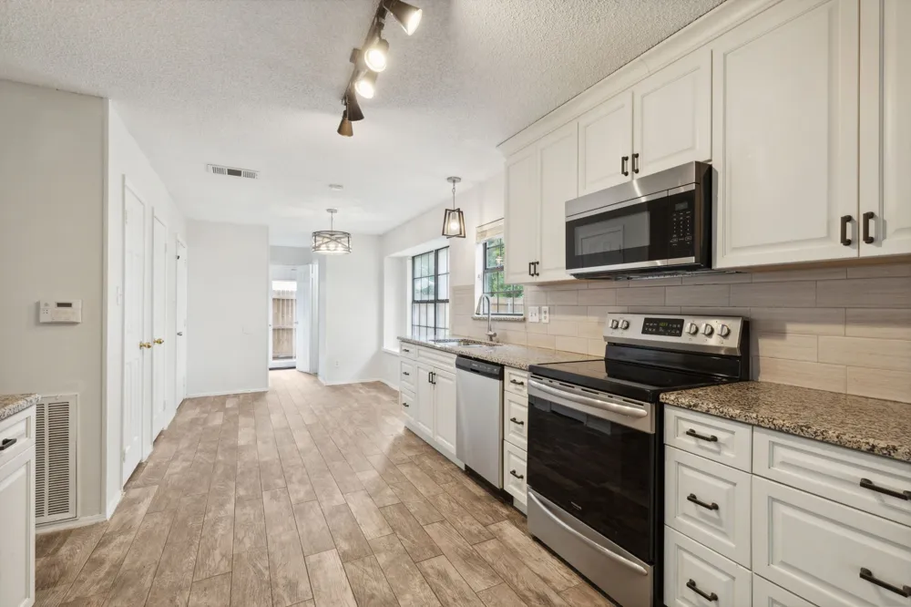 2020 Crestmeadow Street Denton, TX 76207