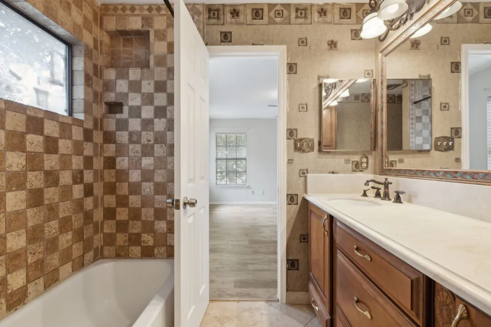 2020 Crestmeadow Street Denton, TX 76207