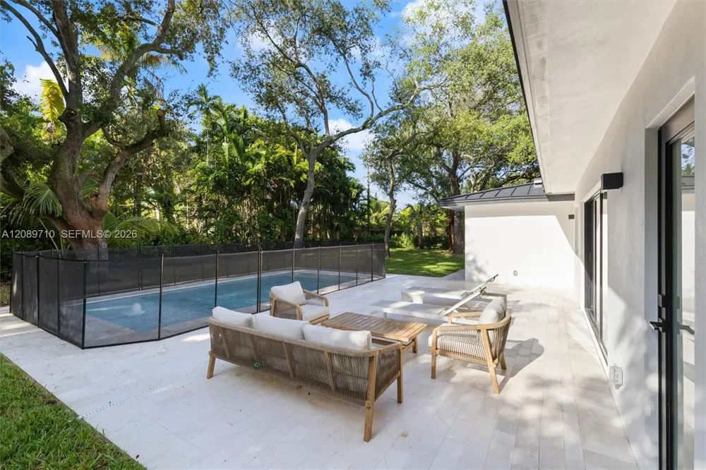 7800 SW 94th St Miami, FL 33156