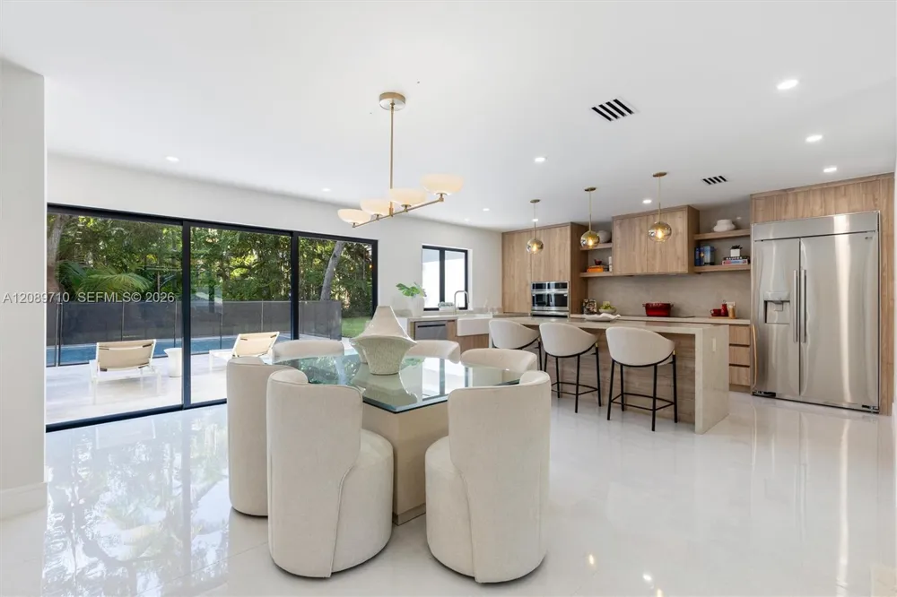 7800 SW 94th St Miami, FL 33156
