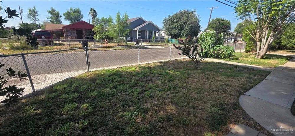 124 S Sinclair Avenue Weslaco, TX 78596