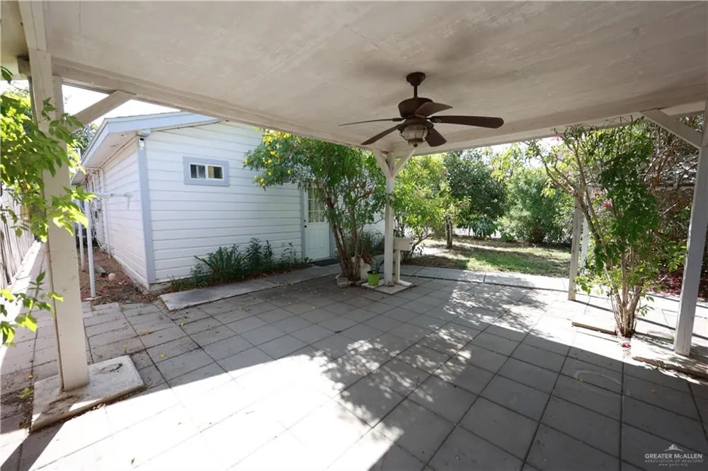 124 S Sinclair Avenue Weslaco, TX 78596