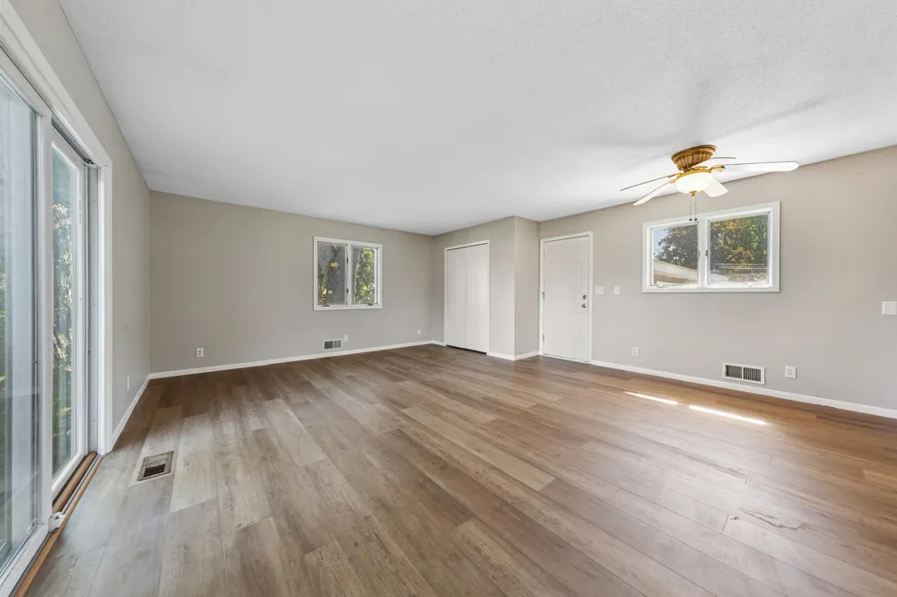 4242 Limestone Drive Eagan, MN 55122