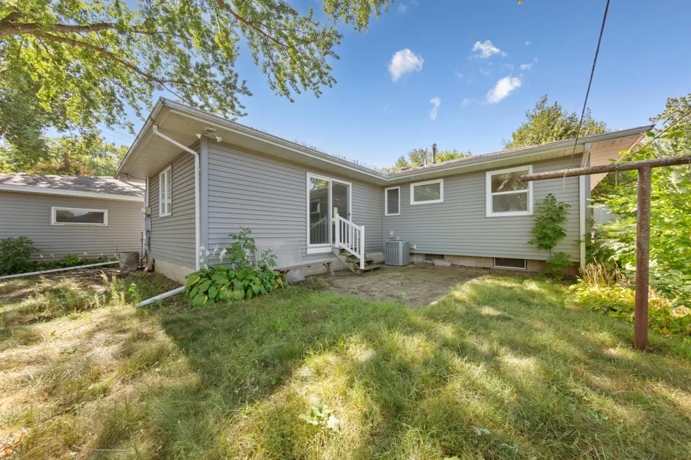 4242 Limestone Drive Eagan, MN 55122
