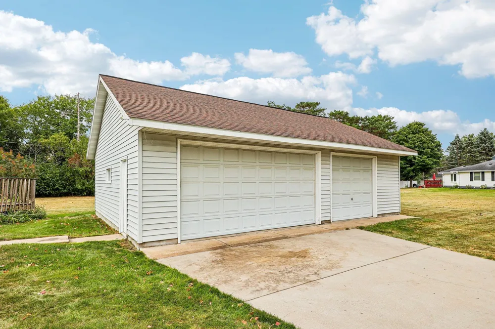 2804 Beam Lane Eagan, MN 55121