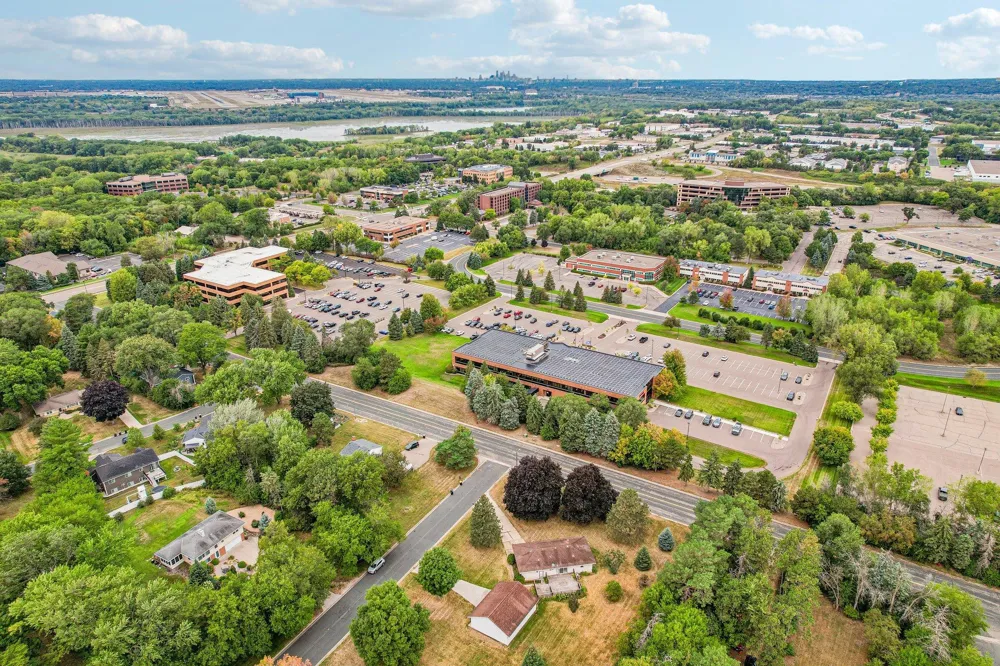 2804 Beam Lane Eagan, MN 55121