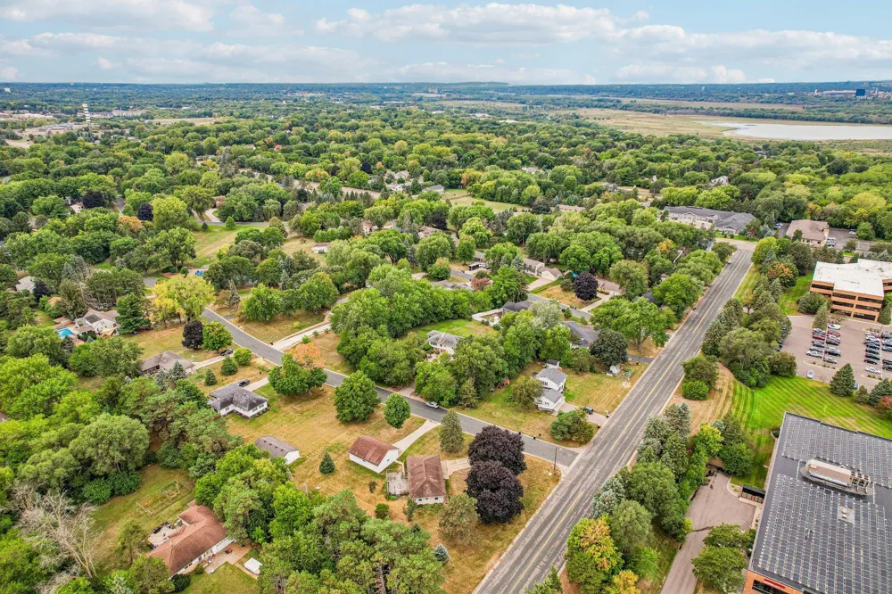2804 Beam Lane Eagan, MN 55121