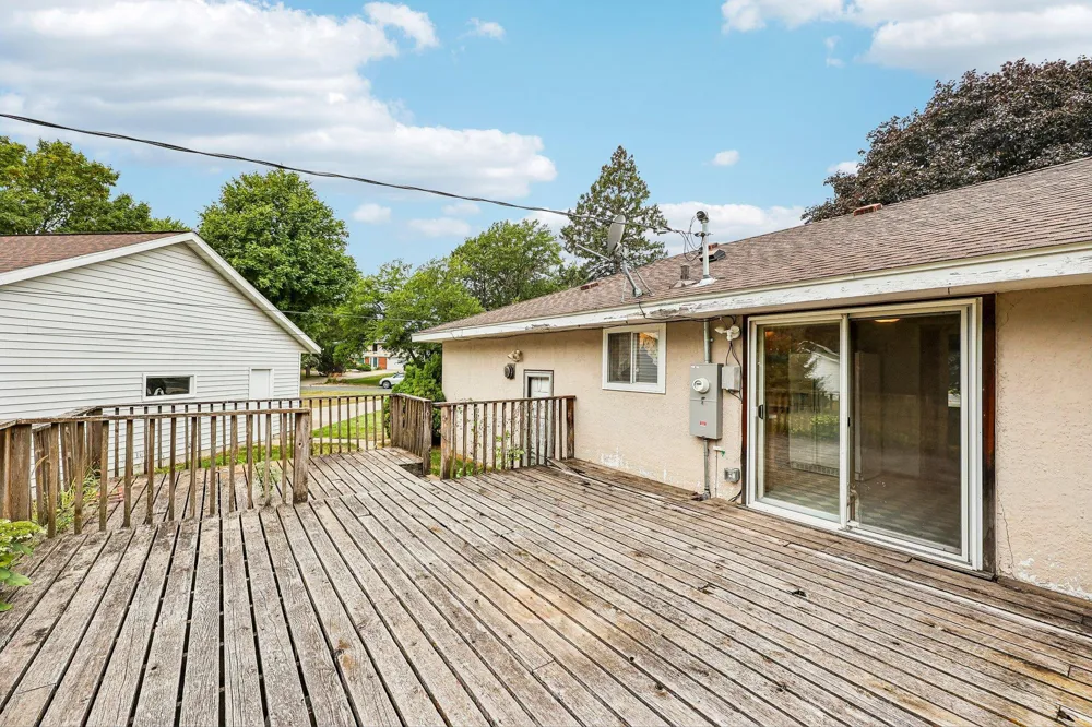 2804 Beam Lane Eagan, MN 55121