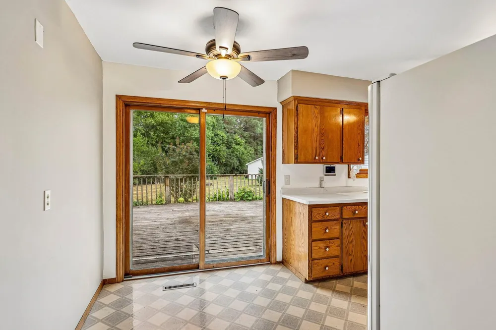 2804 Beam Lane Eagan, MN 55121
