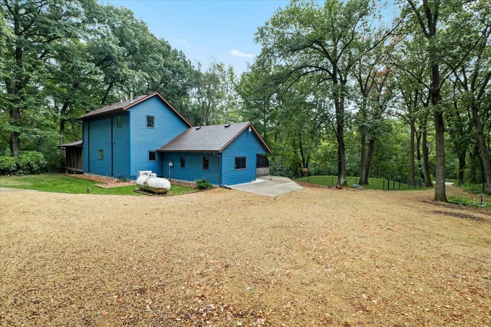 2285 277th Street W Randolph, MN 55065