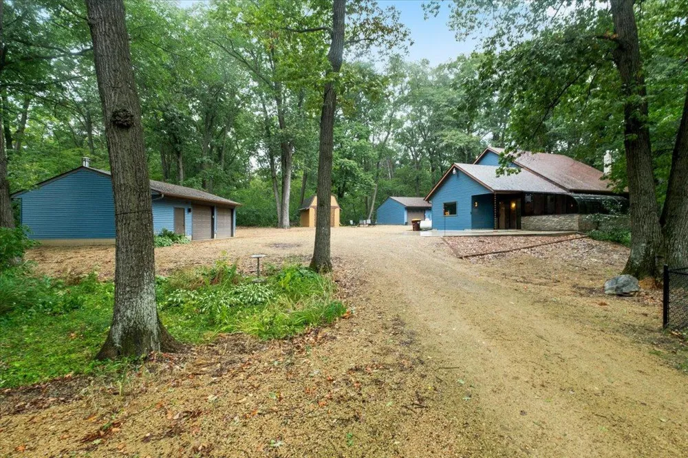2285 277th Street W Randolph, MN 55065