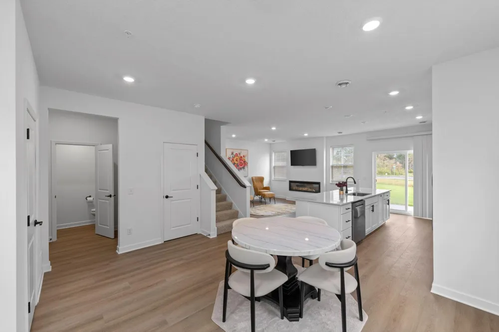 985 Annagaire Curv Rosemount, MN 55068