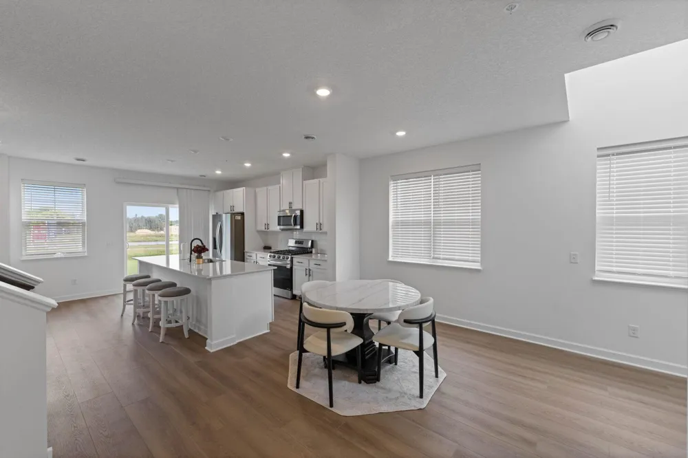 985 Annagaire Curv Rosemount, MN 55068