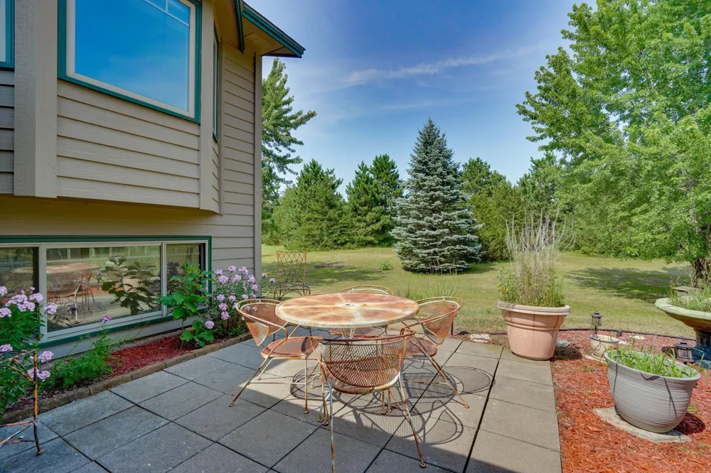 16340 228th Avenue NW Elk River, MN 55330