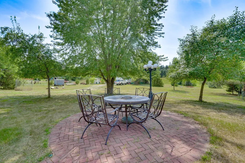 16340 228th Avenue NW Elk River, MN 55330
