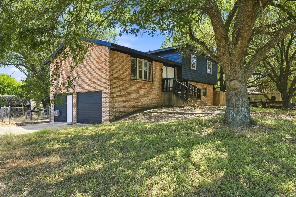 1302 Bailey Street Mexia, TX 76667