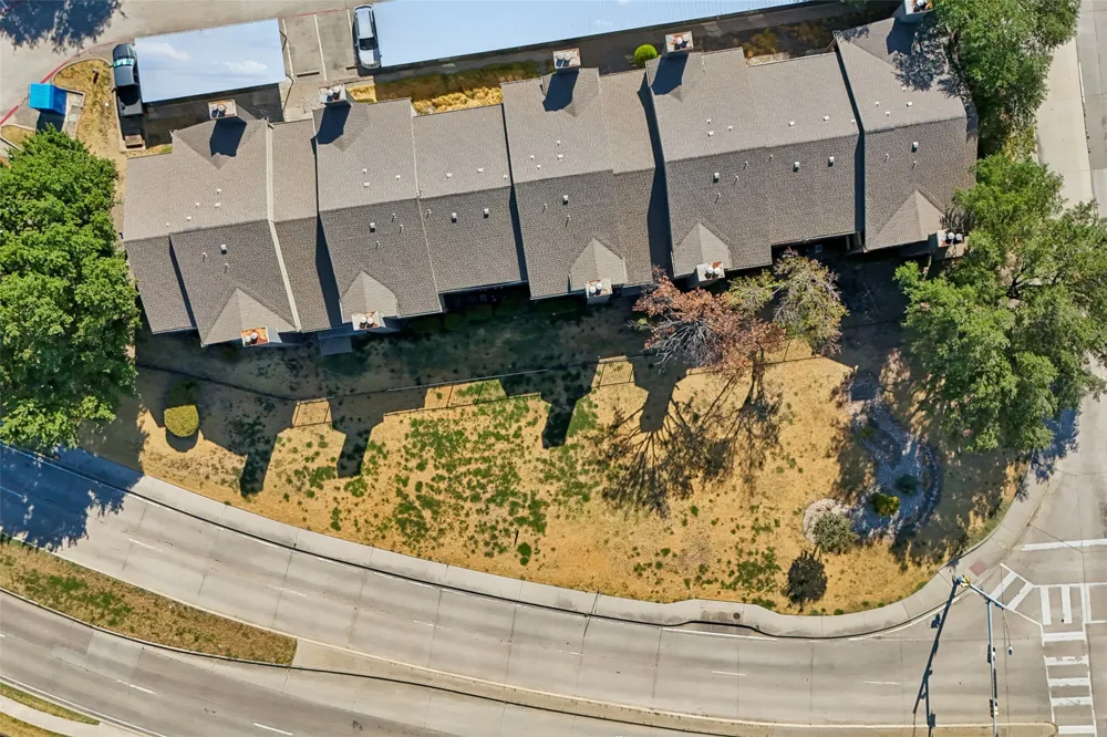 2600 Frankford Road Dallas, TX 75287