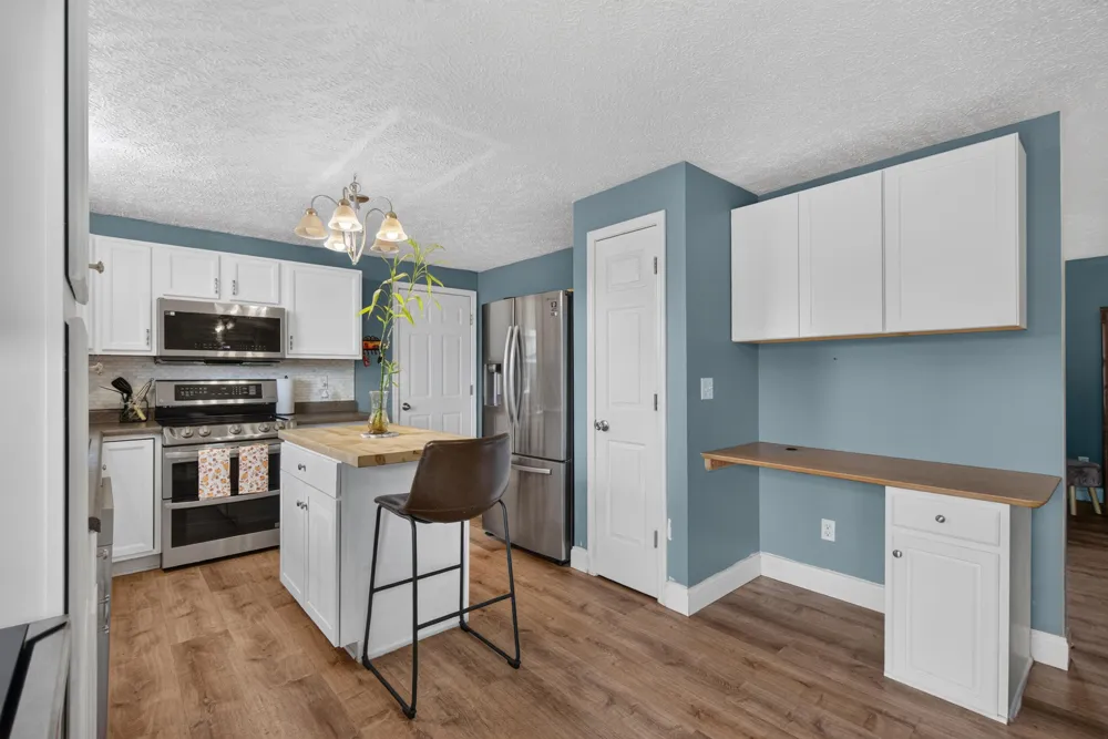 16027 Whippoorwill Court Manchester, MI 48158