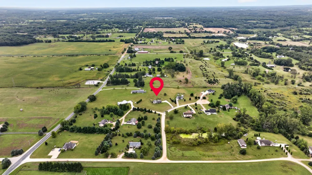 16027 Whippoorwill Court Manchester, MI 48158