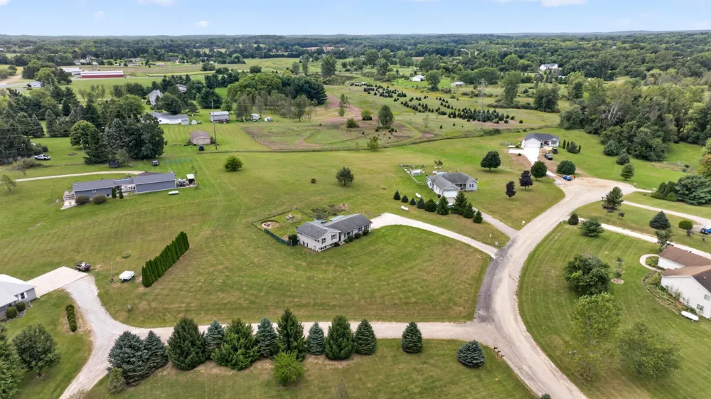 16027 Whippoorwill Court Manchester, MI 48158