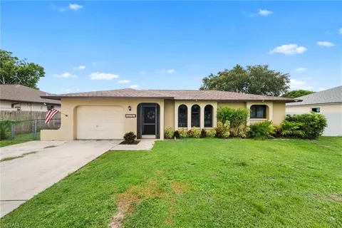 1216 SE 21st Place