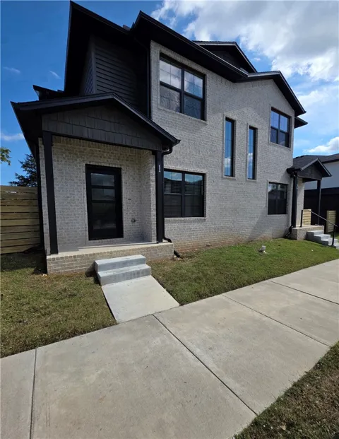 754 Crater Avenue #2