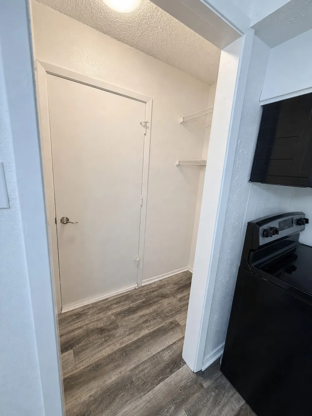5309 Holly Trail Arlington, TX 76016