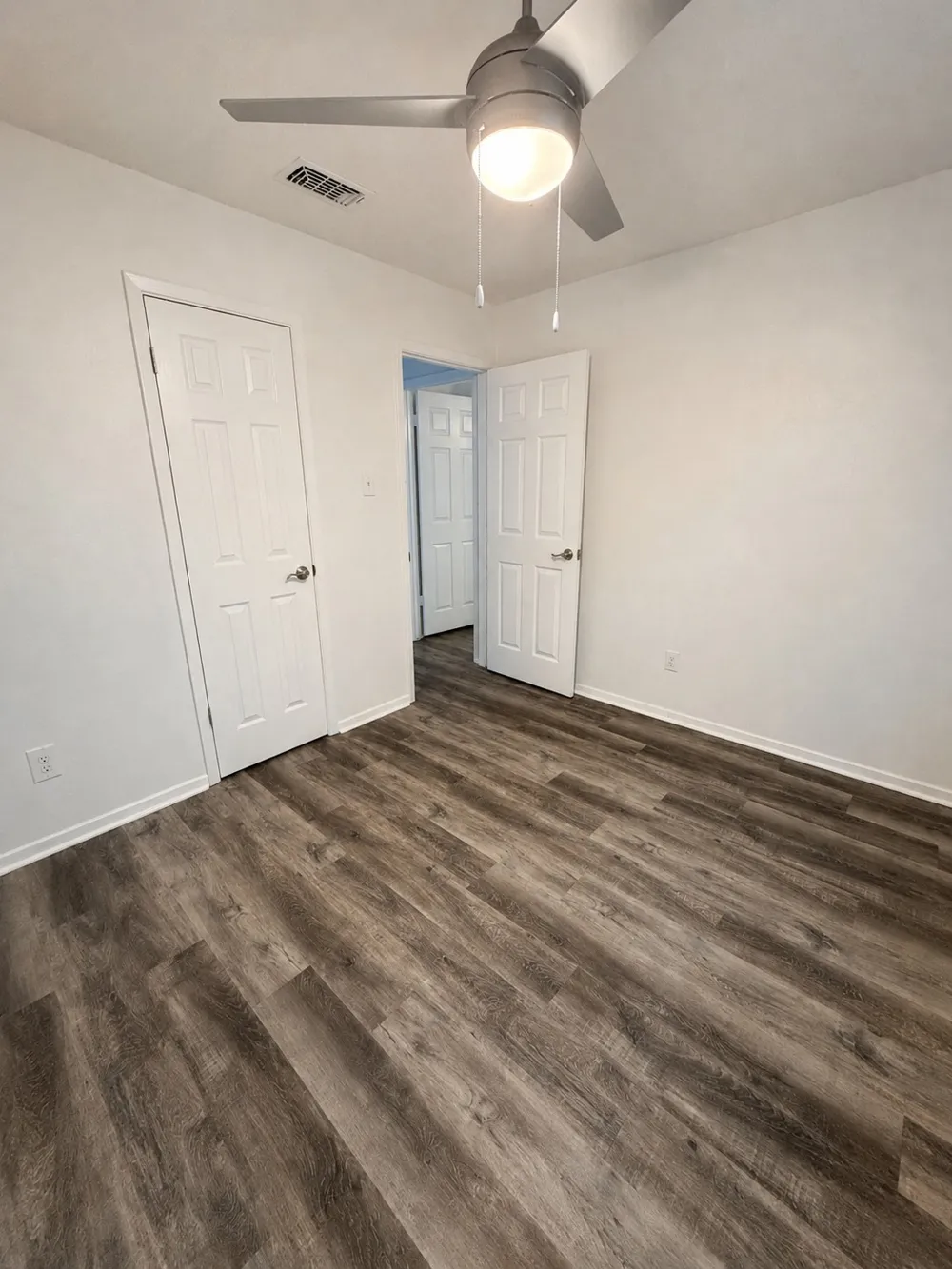 5309 Holly Trail Arlington, TX 76016