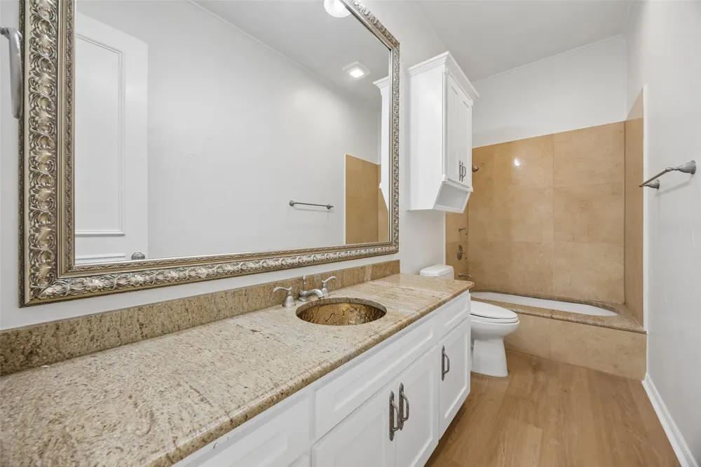 5107 Scarborough Lane Dallas, TX 75287