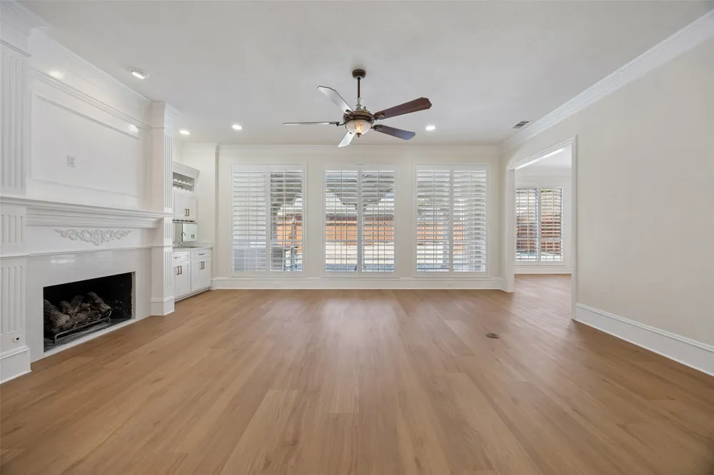 5107 Scarborough Lane Dallas, TX 75287