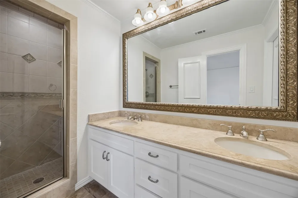 5107 Scarborough Lane Dallas, TX 75287