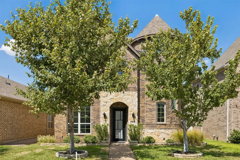 3611 Crosby Street Irving, TX 75038