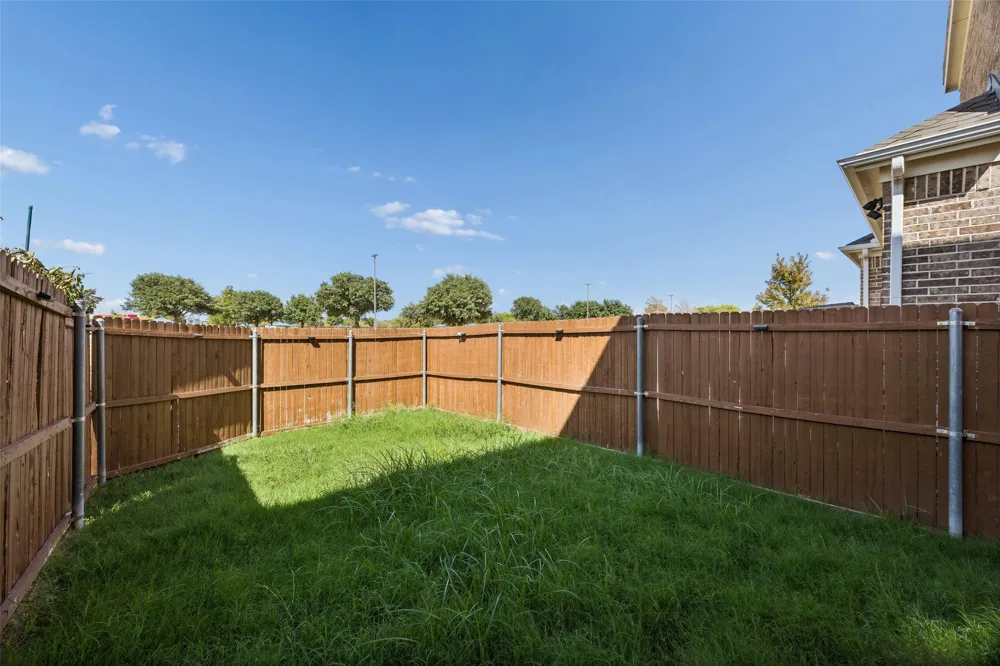 3611 Crosby Street Irving, TX 75038