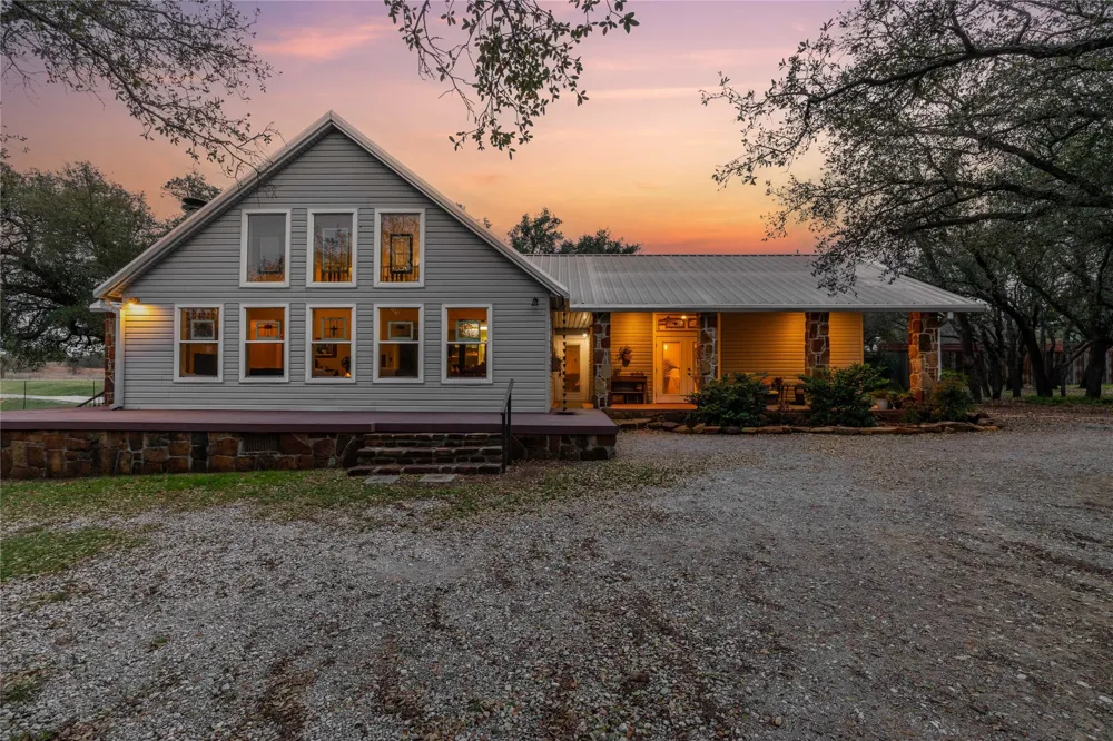 7005 County Road 551 Brownwood, TX 76801