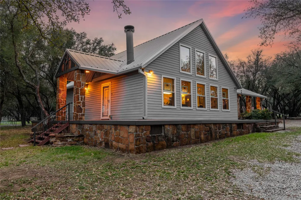 7005 County Road 551 Brownwood, TX 76801