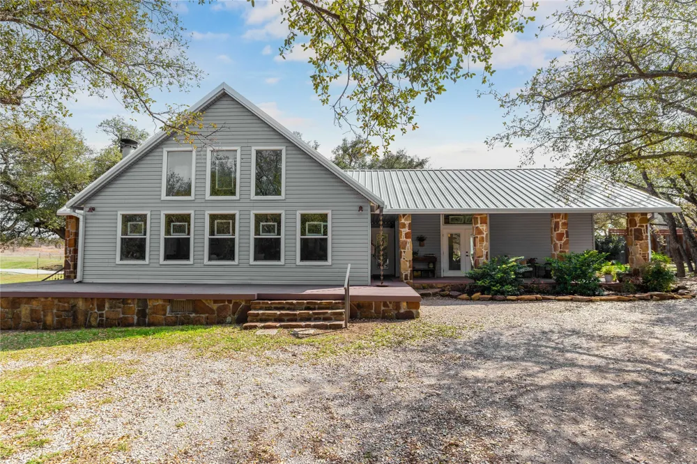 7005 County Road 551 Brownwood, TX 76801