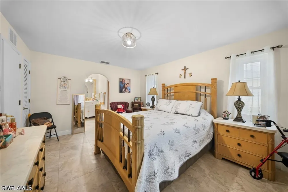 SE 21st Place Cape Coral, FL 33990