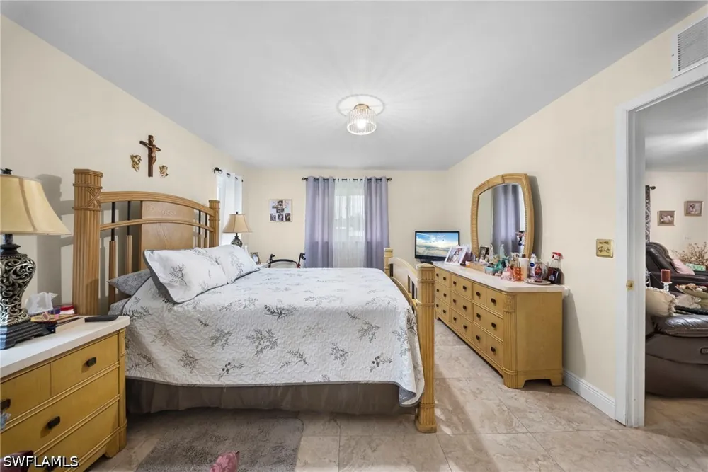 SE 21st Place Cape Coral, FL 33990