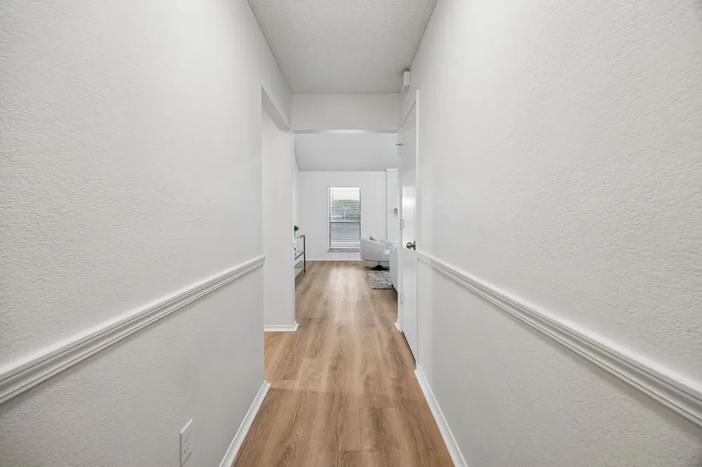 7208 Meadowbrook Drive Watauga, TX 76148