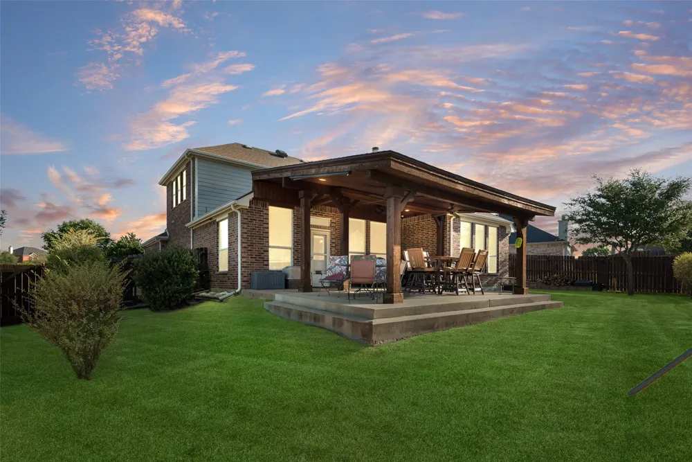 910 Elk Horn Drive Midlothian, TX 76065